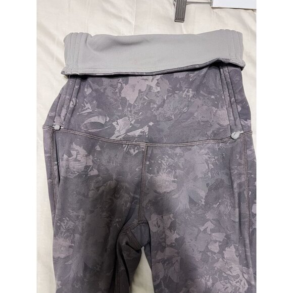 Lululemon Hug your Core Super High-Rise Tight 28" Leggings Stirrups Size 10 - Picture 7 of 9